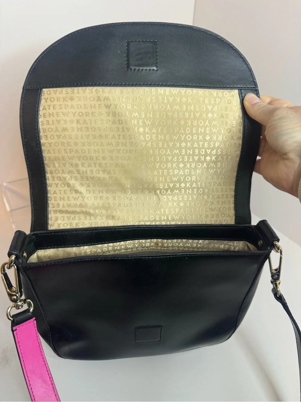 #341 Kate Spade Doreen Bond Street Leather Logo Flap Closure Crossbody Bag